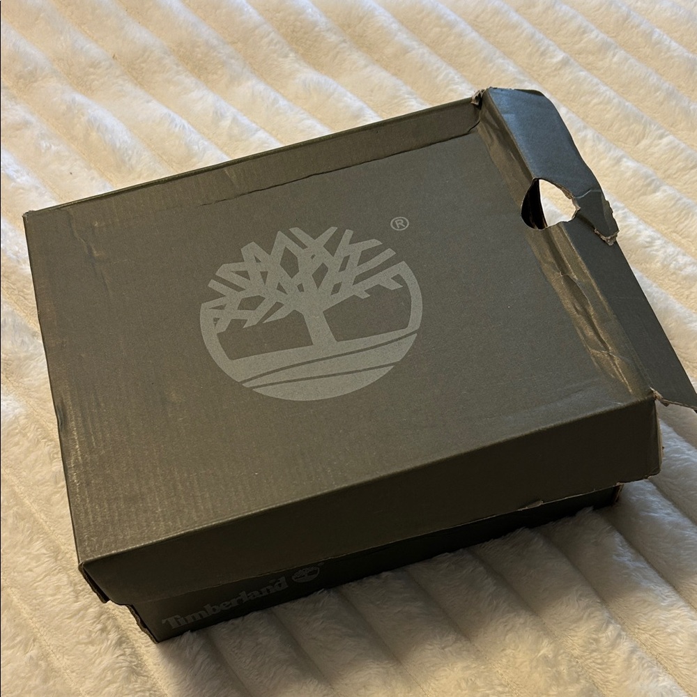Timberland Black Kids Boots - Picture 13 of 14